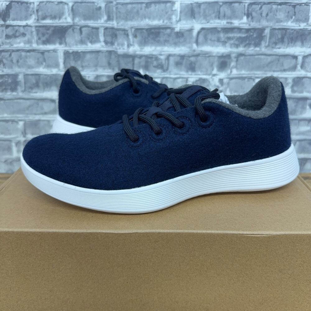 Allbirds Wool Runner NZ Dark Navy Blue White Blizzard Low Top Mens Size 8 New